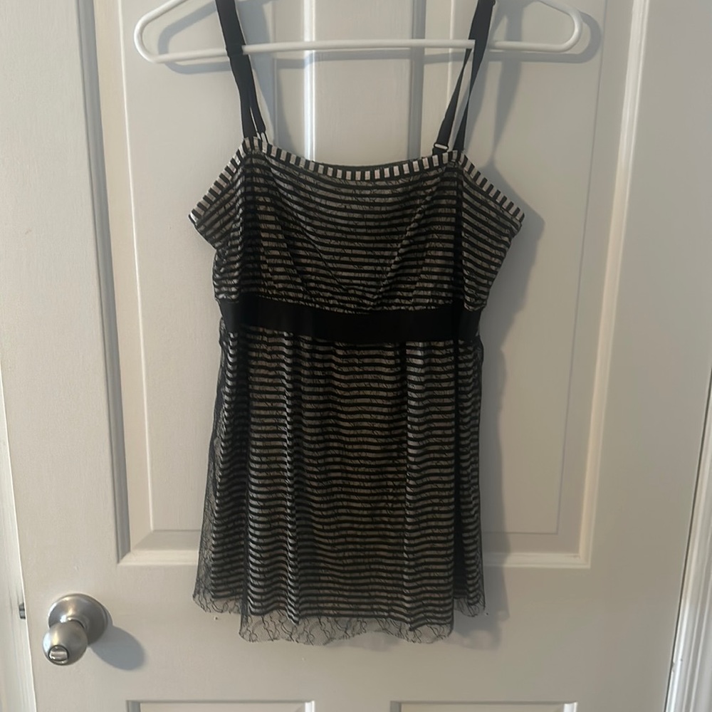 White House Black Market Top